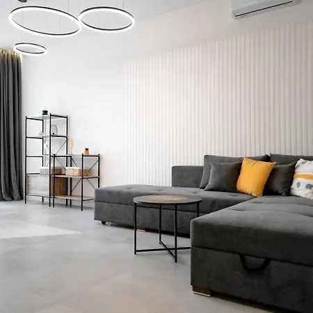 Victory Luxury דירה